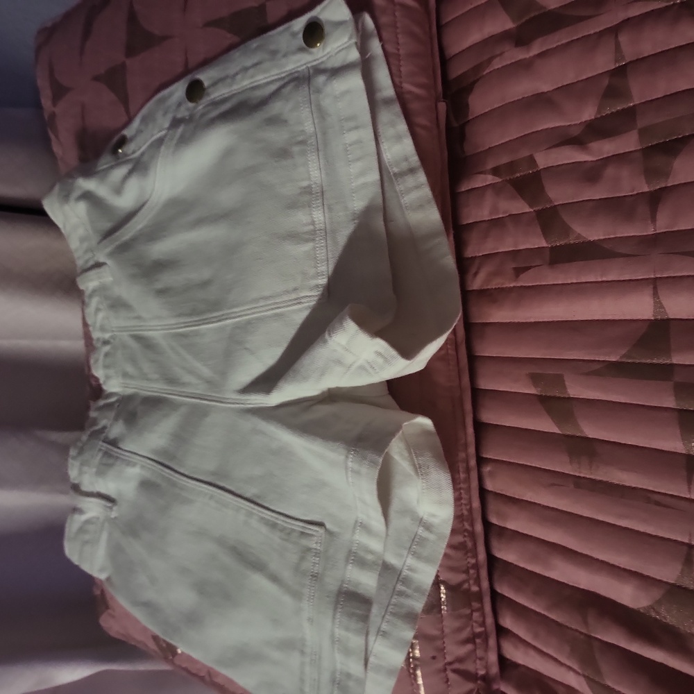 Frame Denim White High-Waist Utility Shorts